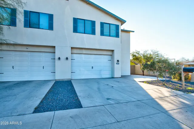 $2,699 | 16075 North 30th Street, Phoenix, AZ 85032