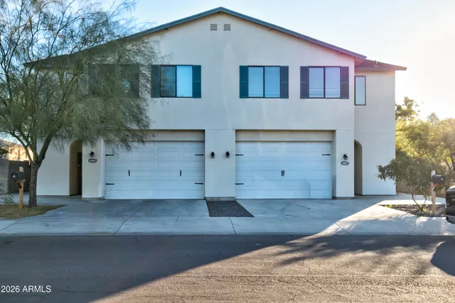 $2,699 | 16075 North 30th Street, Phoenix, AZ 85032