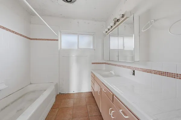 $2,495,000 | 4920 Collingwood Drive, San Diego, CA 92109