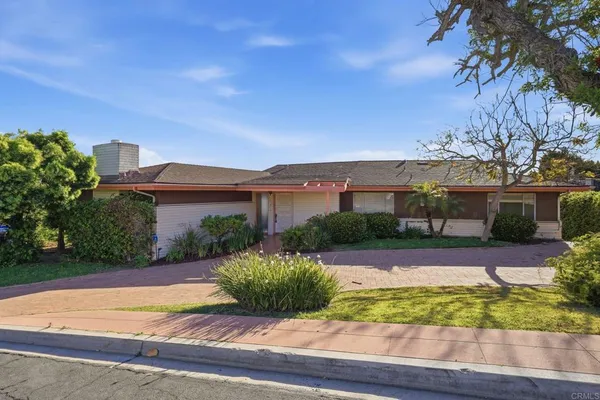 $2,495,000 | 4920 Collingwood Drive, San Diego, CA 92109