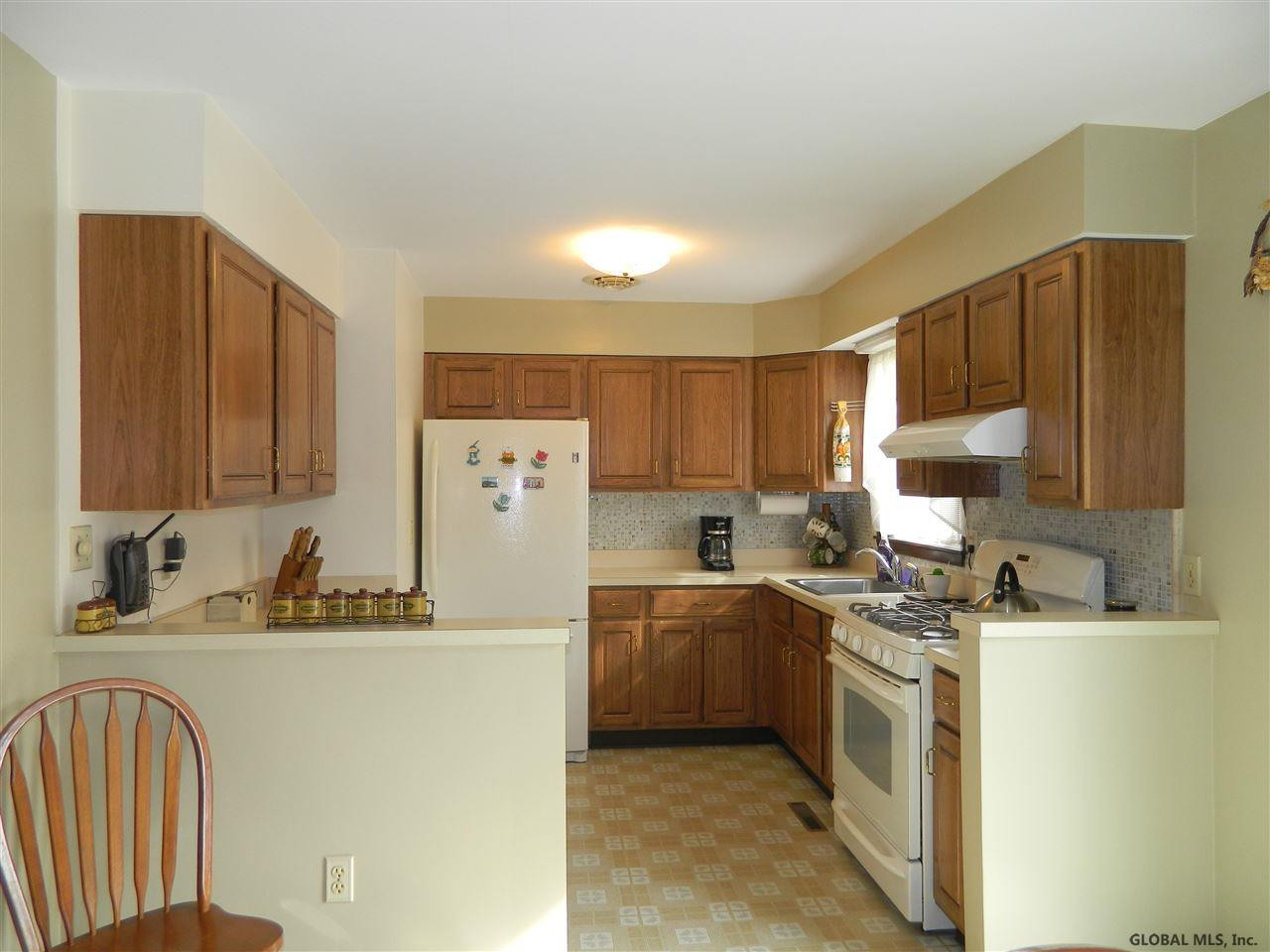 36 Beaver Road Schodack, NY 12123 - Photo 3 of 19 Photo 3
