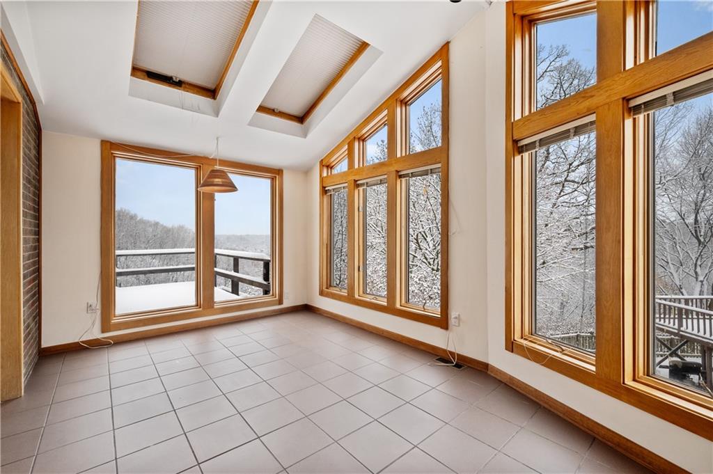 154 North Jamestown Road Coraopolis, PA 15108 - Photo 11 of 25 a view of an entryway with a window