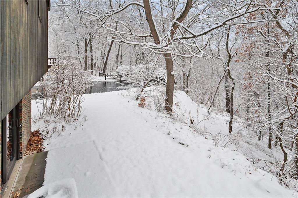 154 North Jamestown Road Coraopolis, PA 15108 - Photo 23 of 25