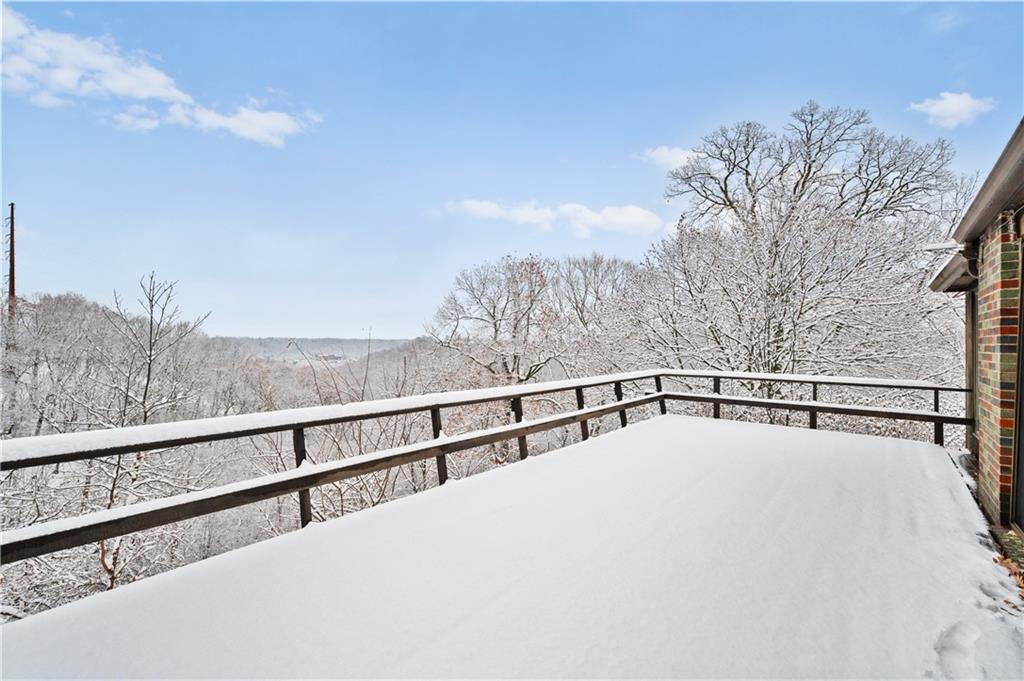 154 North Jamestown Road Coraopolis, PA 15108 - Photo 24 of 25 a view of ocean and trees