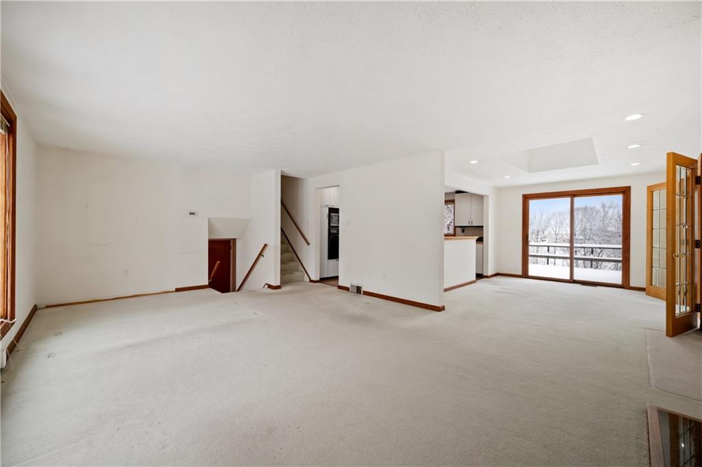 154 North Jamestown Road Coraopolis, PA 15108 - Photo 8 of 25 a view of an empty room with a window