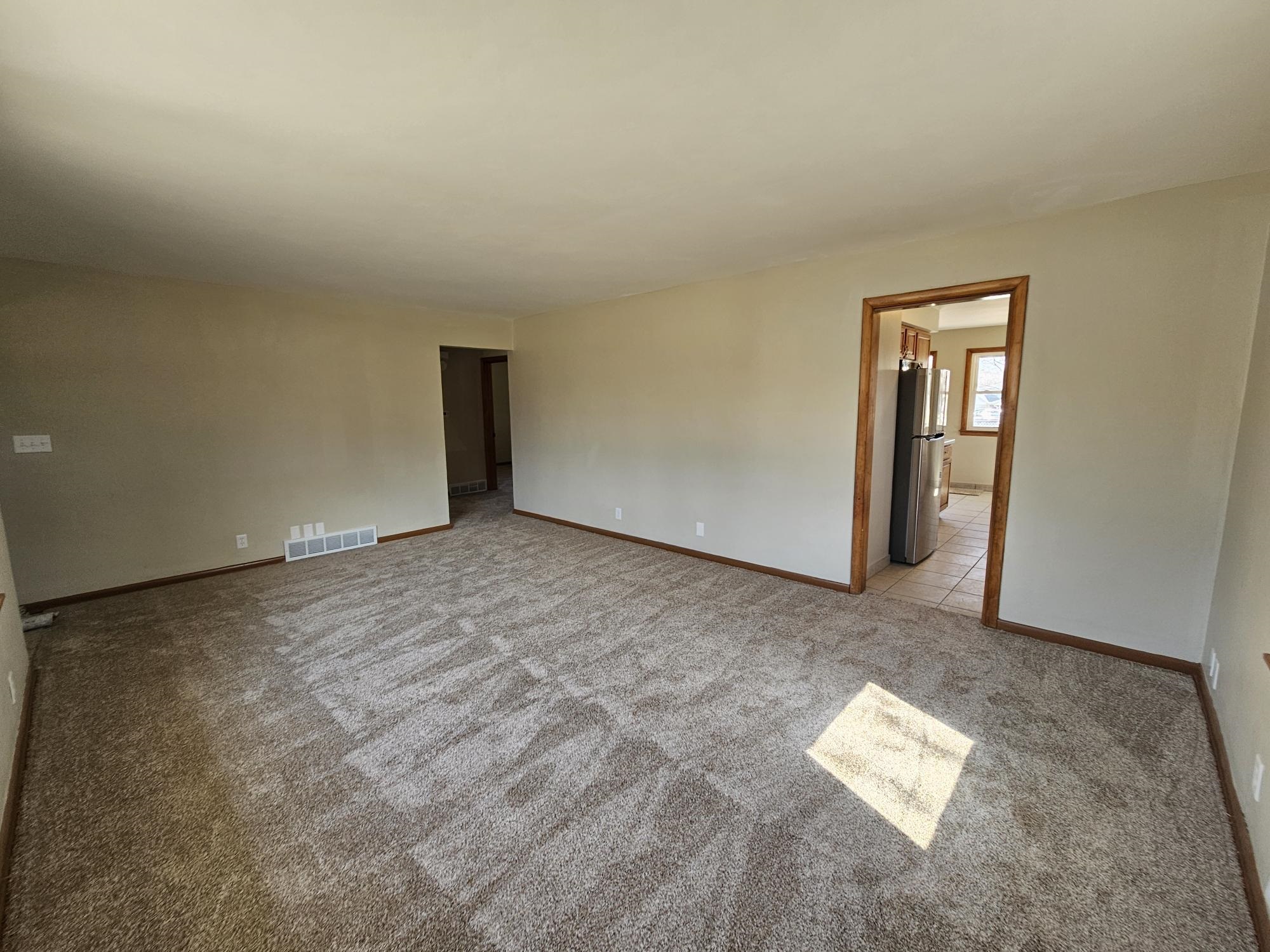 3612 Beach Street Rockford, IL 61108 - Photo 10 of 24 an empty room with windows