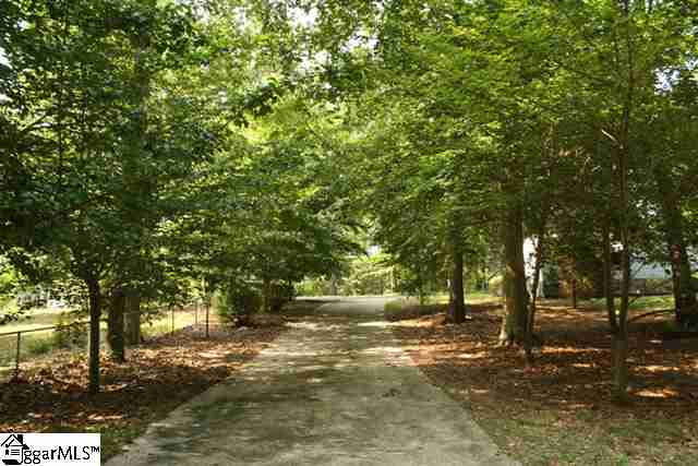 121 Watt Rogers Road Pelzer, SC 29669 - Photo 3 of 5