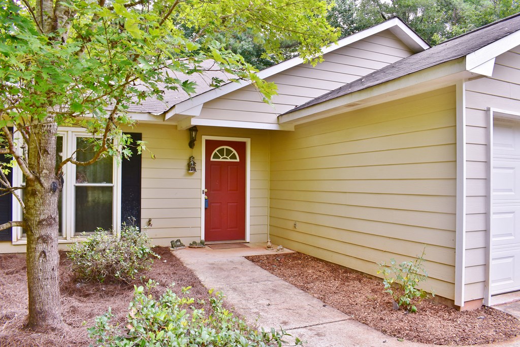 1049 Calhoun Road Hamilton, GA 31811 - Photo 2 of 17 Gallery Image 2