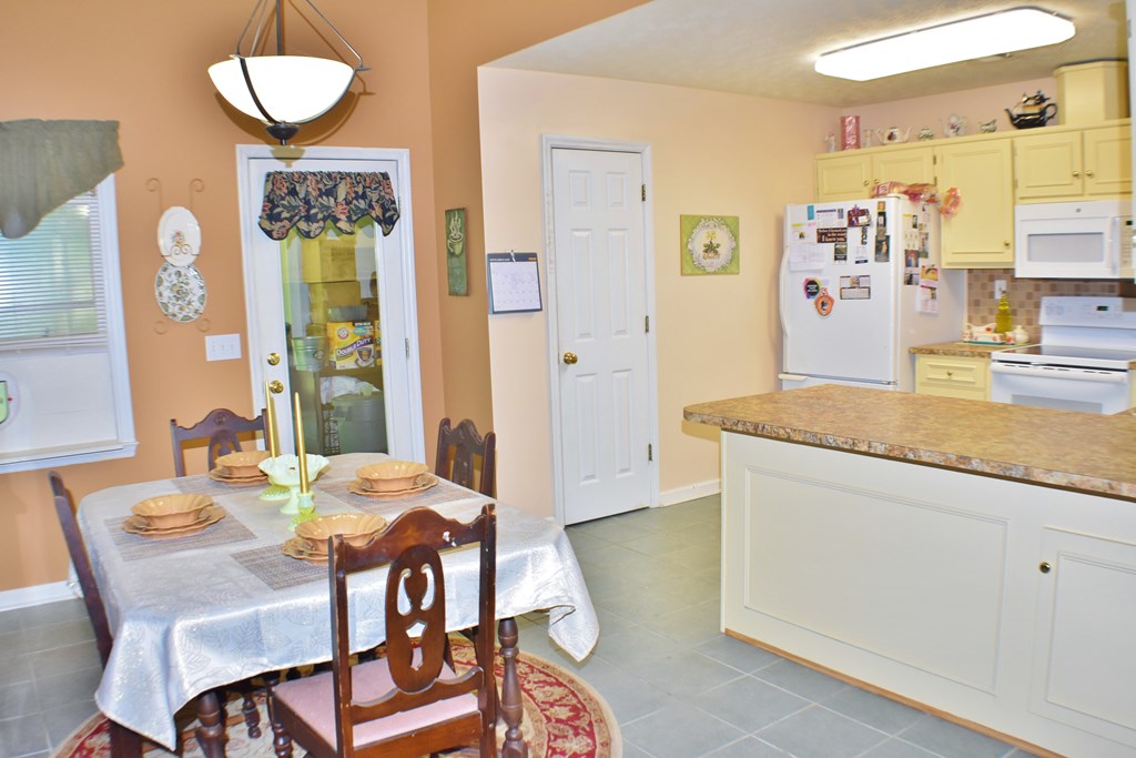 1049 Calhoun Road Hamilton, GA 31811 - Photo 8 of 17 Gallery Image 8