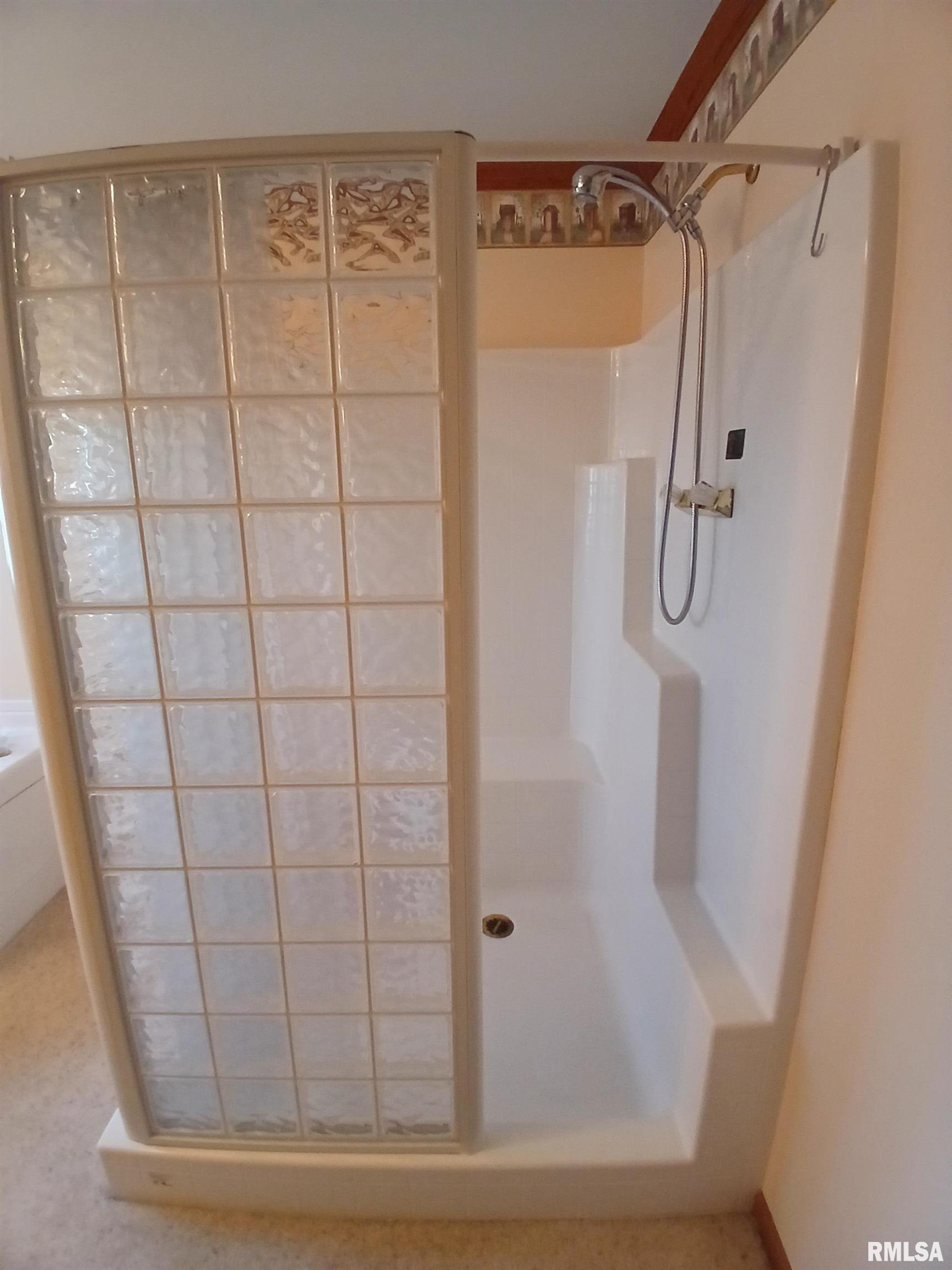 198 Briley Road Eldorado, IL 62930 - Photo 20 of 46