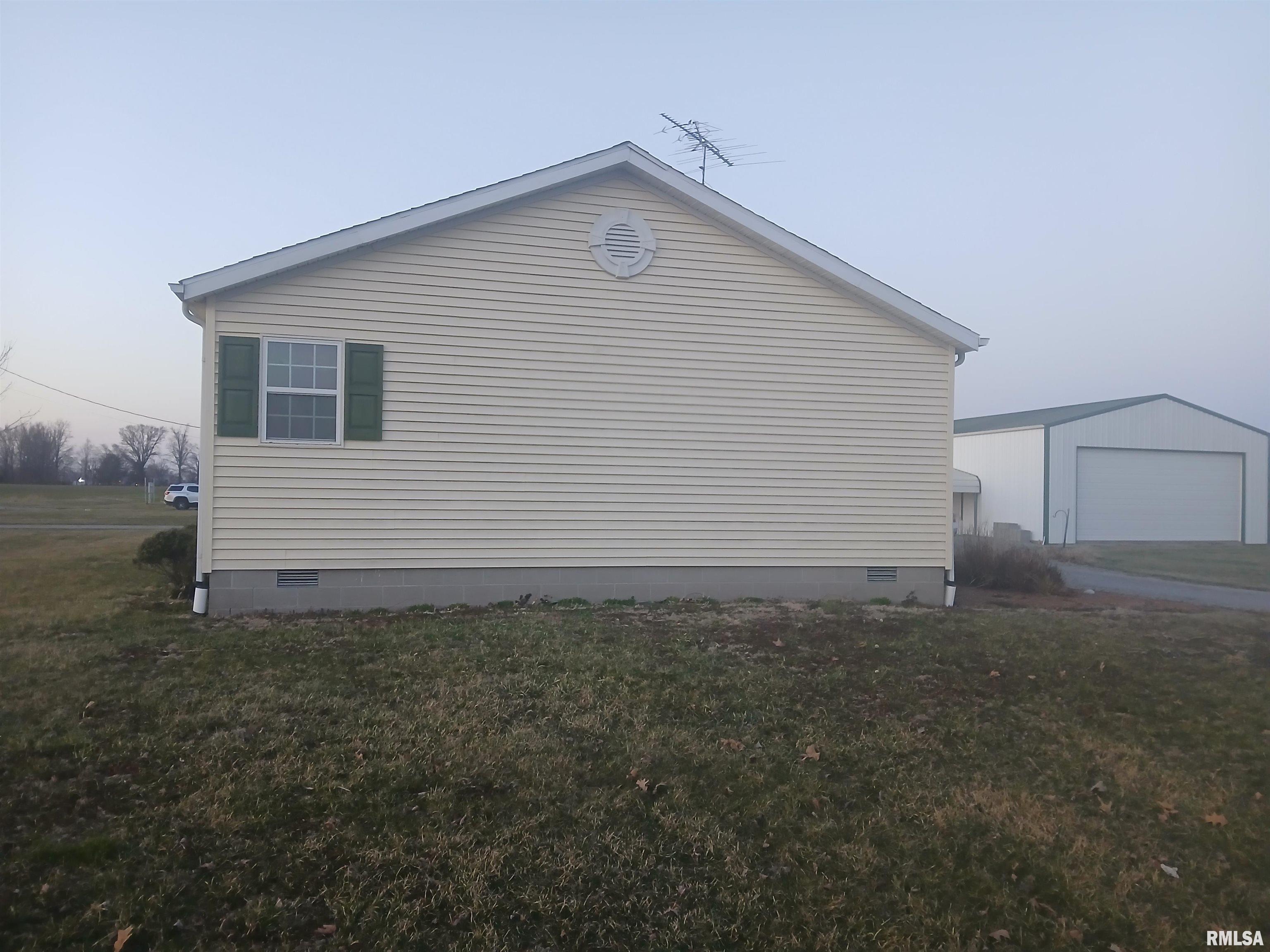 198 Briley Road Eldorado, IL 62930 - Photo 28 of 46