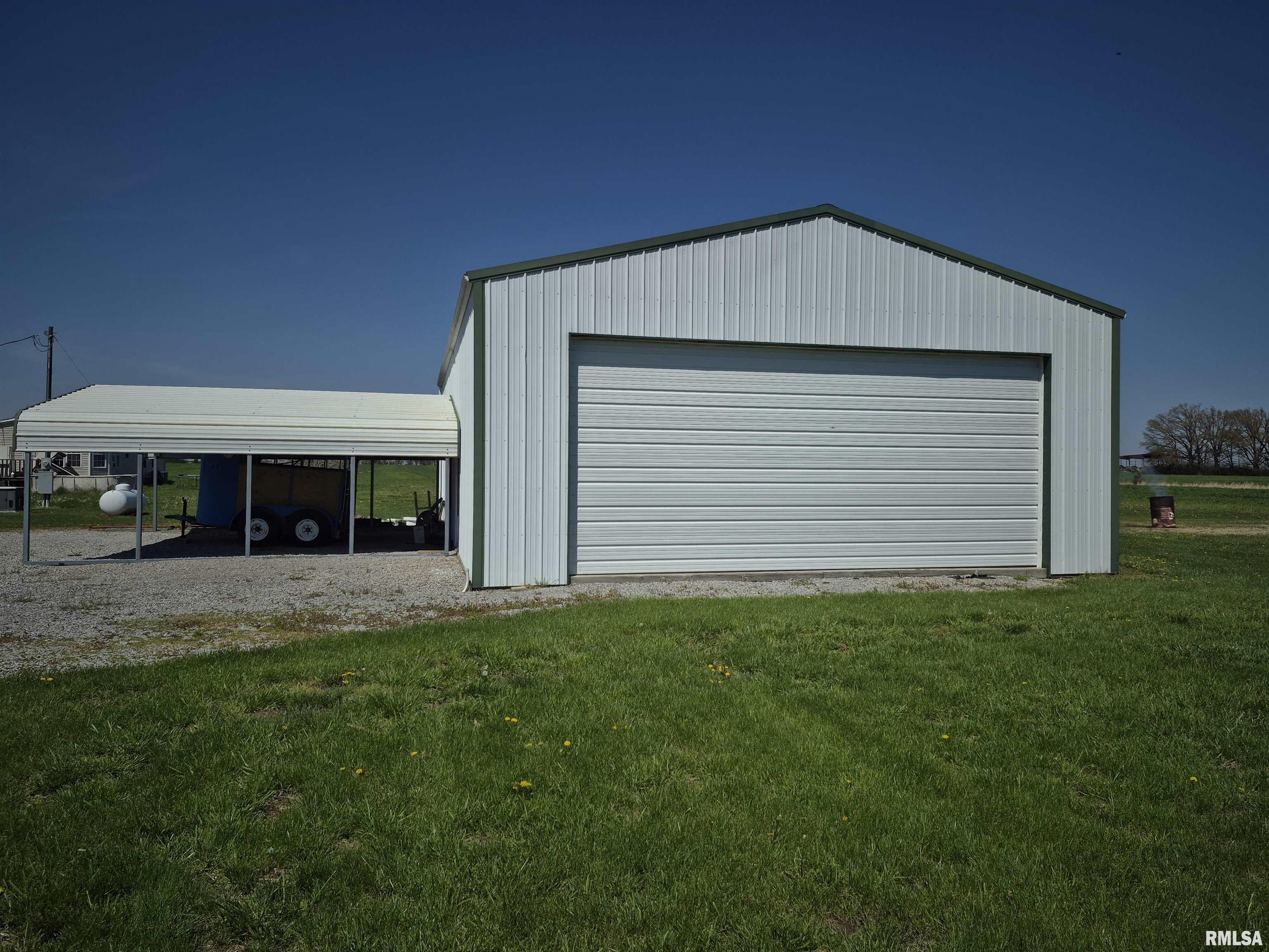 198 Briley Road Eldorado, IL 62930 - Photo 31 of 46