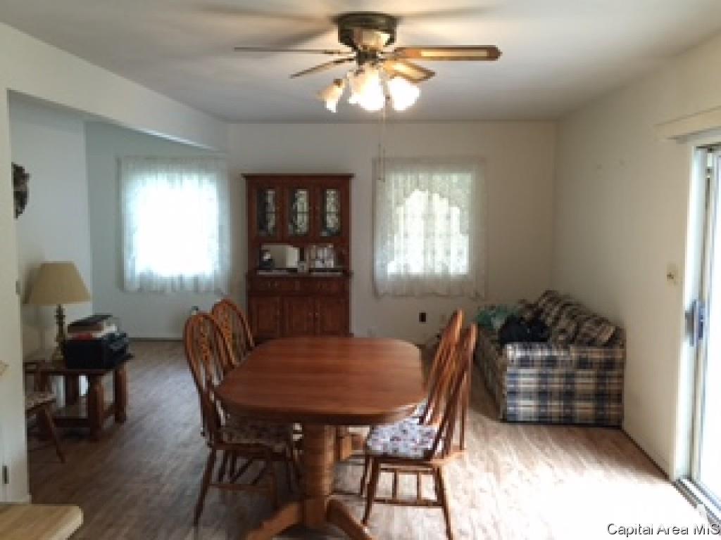 65 Lilac Lane Springfield, IL 62702 - Photo 8 of 17 Gallery Image 8