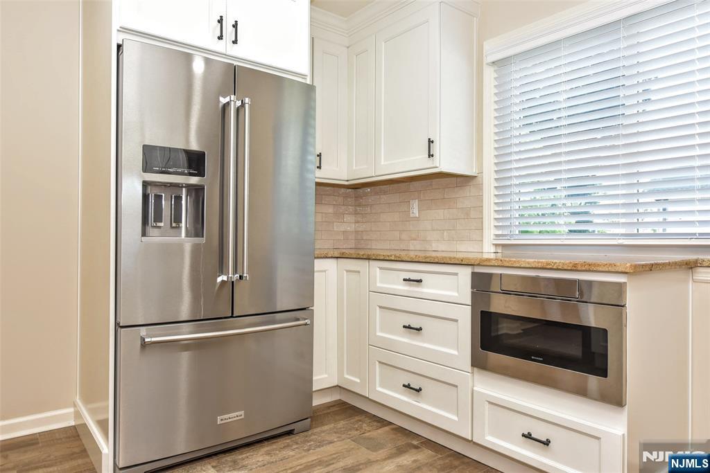 24 Maple Avenue, Unit 2 Waldwick, NJ 07463 - Photo 8 of 28