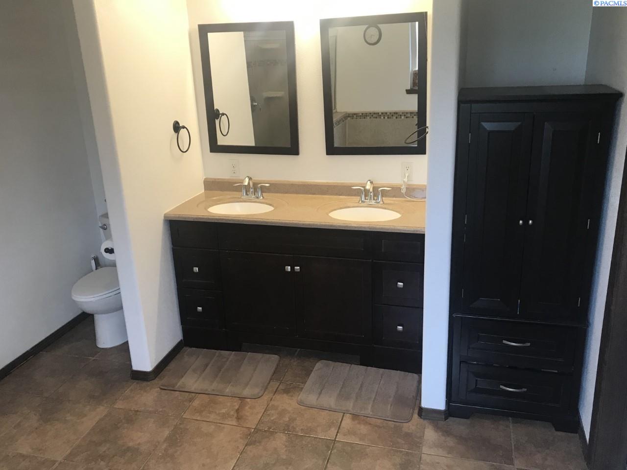 155703 West North River Road Prosser, WA 99350 - Photo 15 of 26 Gallery Image 15