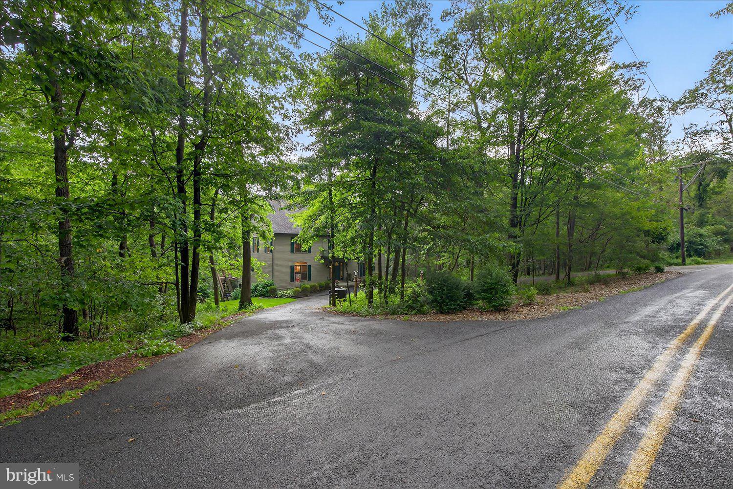 575 Whitehall Road Reinholds, PA 17569 - Photo 4 of 65 Gallery Image 4