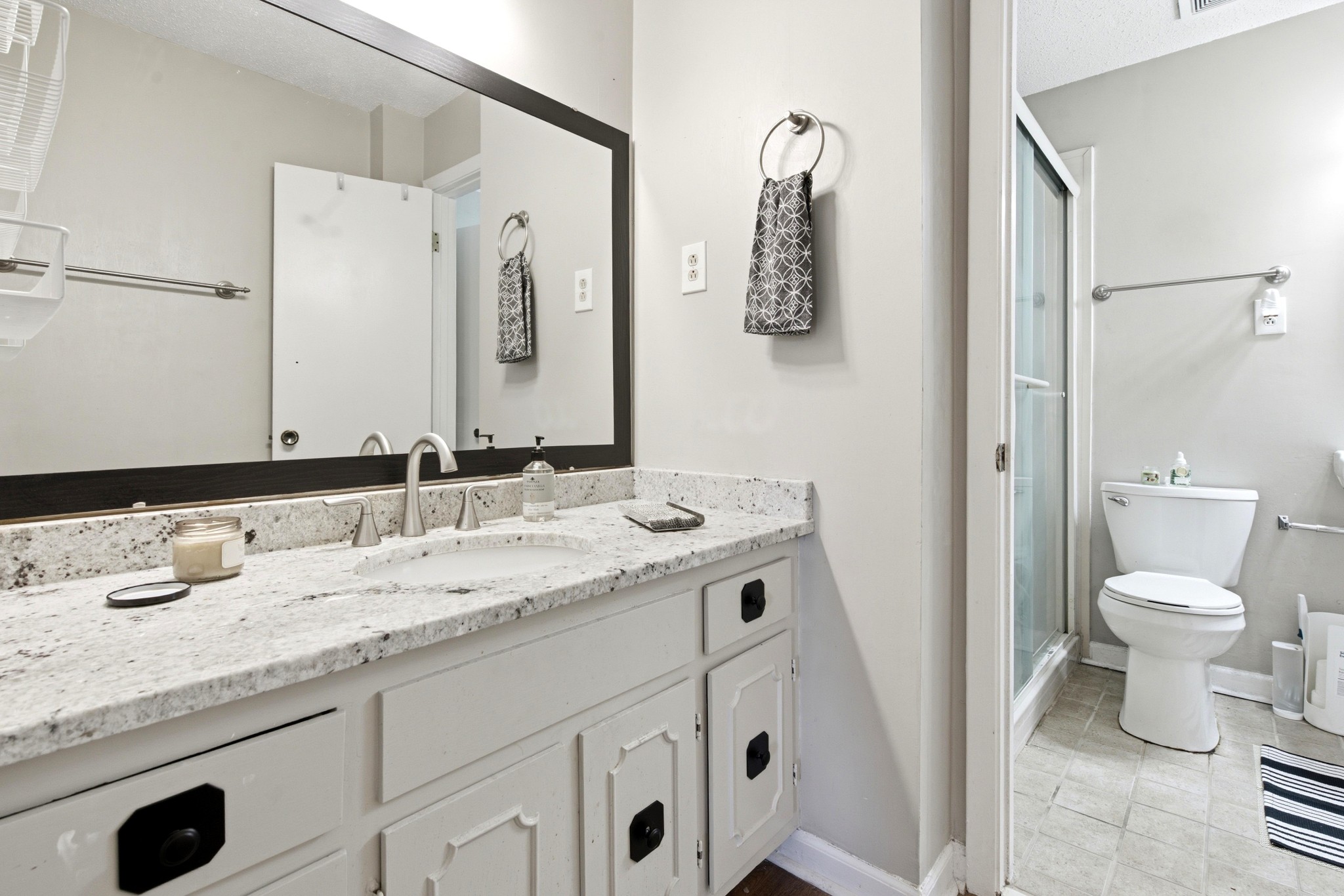 1906 Allenby Road, Unit 16 Germantown, TN 38139 - Photo 15 of 25