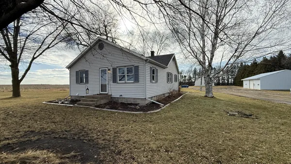 $399,000 | 2065 90th Avenue Southwest, Montevideo, MN 56265