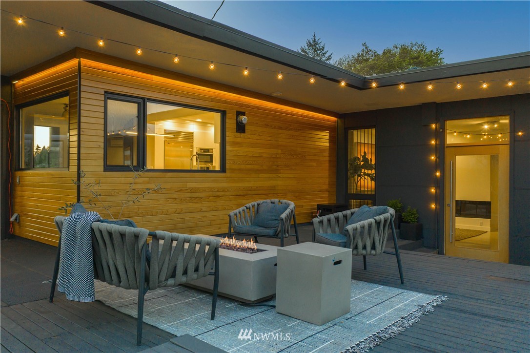 1208 48th Street Southeast Everett, WA 98203 - Photo 33 of 40 a view of a patio with table and chairs