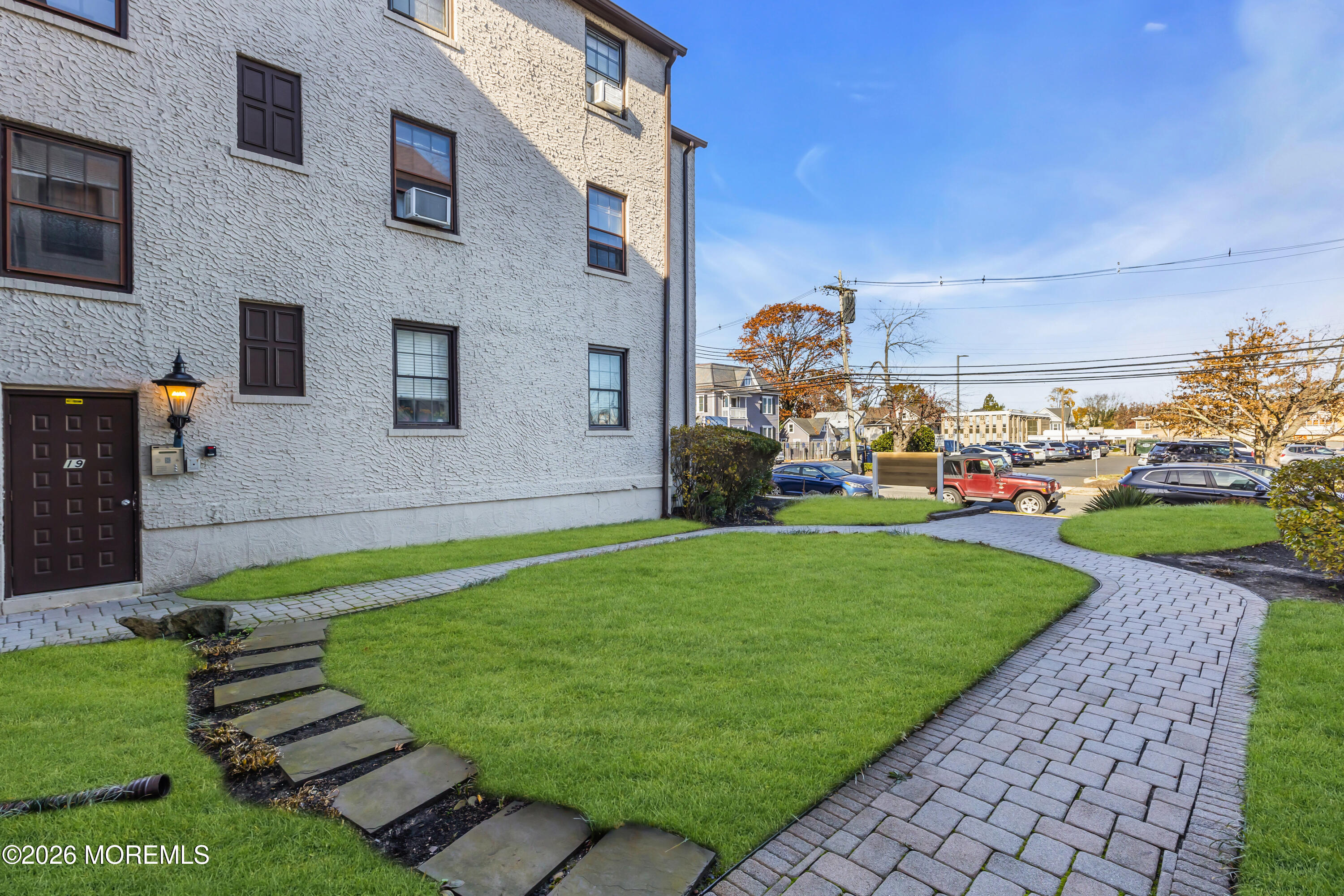 17 Leroy Place, Unit 2B Red Bank, NJ 07701 - Photo 6 of 25 003__f1a1031-1_106