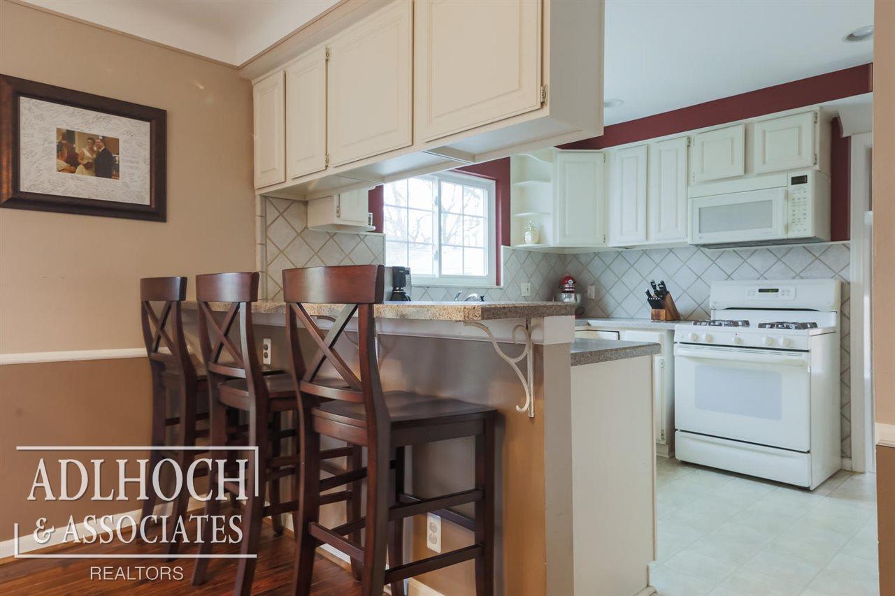 476 Cloverly Road Grosse Pointe Farms, MI 48236 - Photo 6 of 22