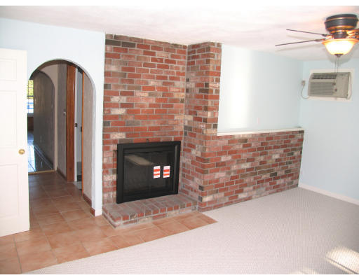 23 Richard Road Hudson, MA 01749 - Photo 6 of 20 Gallery Image 6