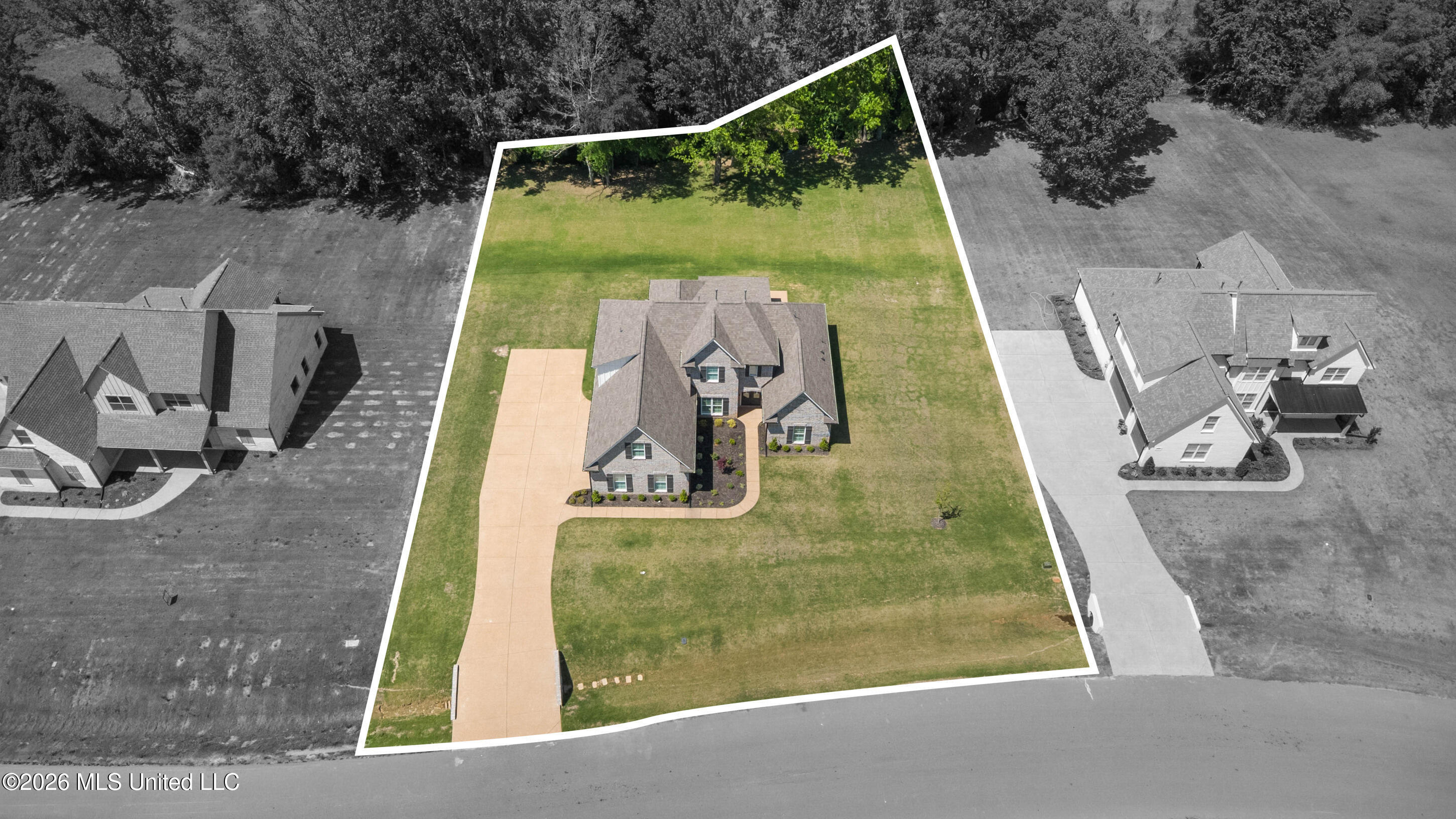 1626 Ashtons Lane Hernando, MS 38632 - Photo 28 of 35 30_dji_0057_print lot lines