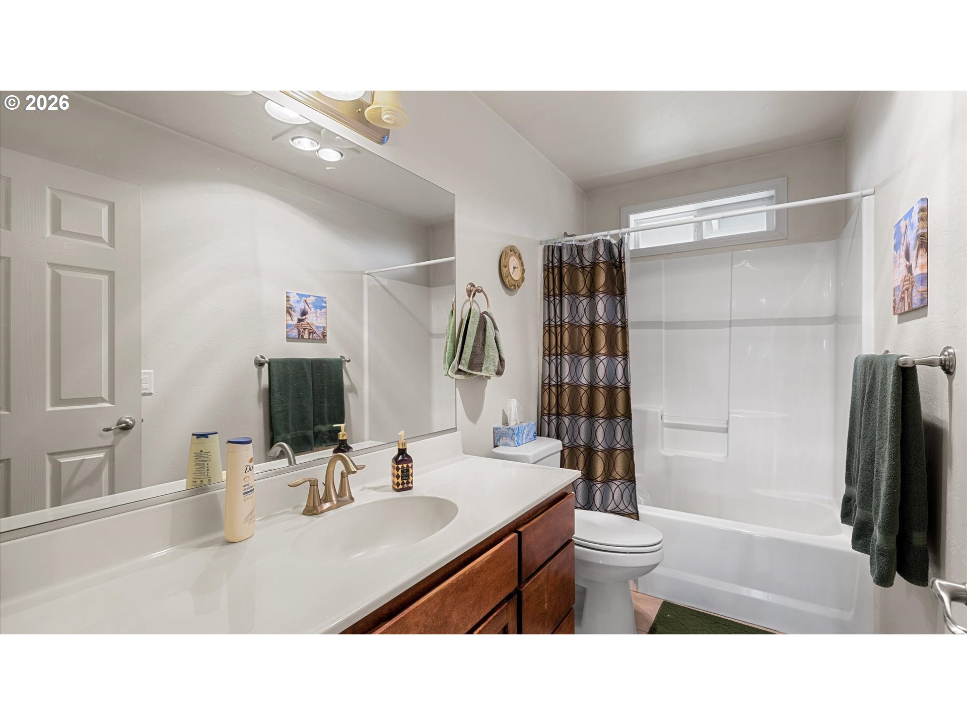 18484 Carpenterville Road Brookings, OR 97415 - Photo 23 of 48 Bathroom