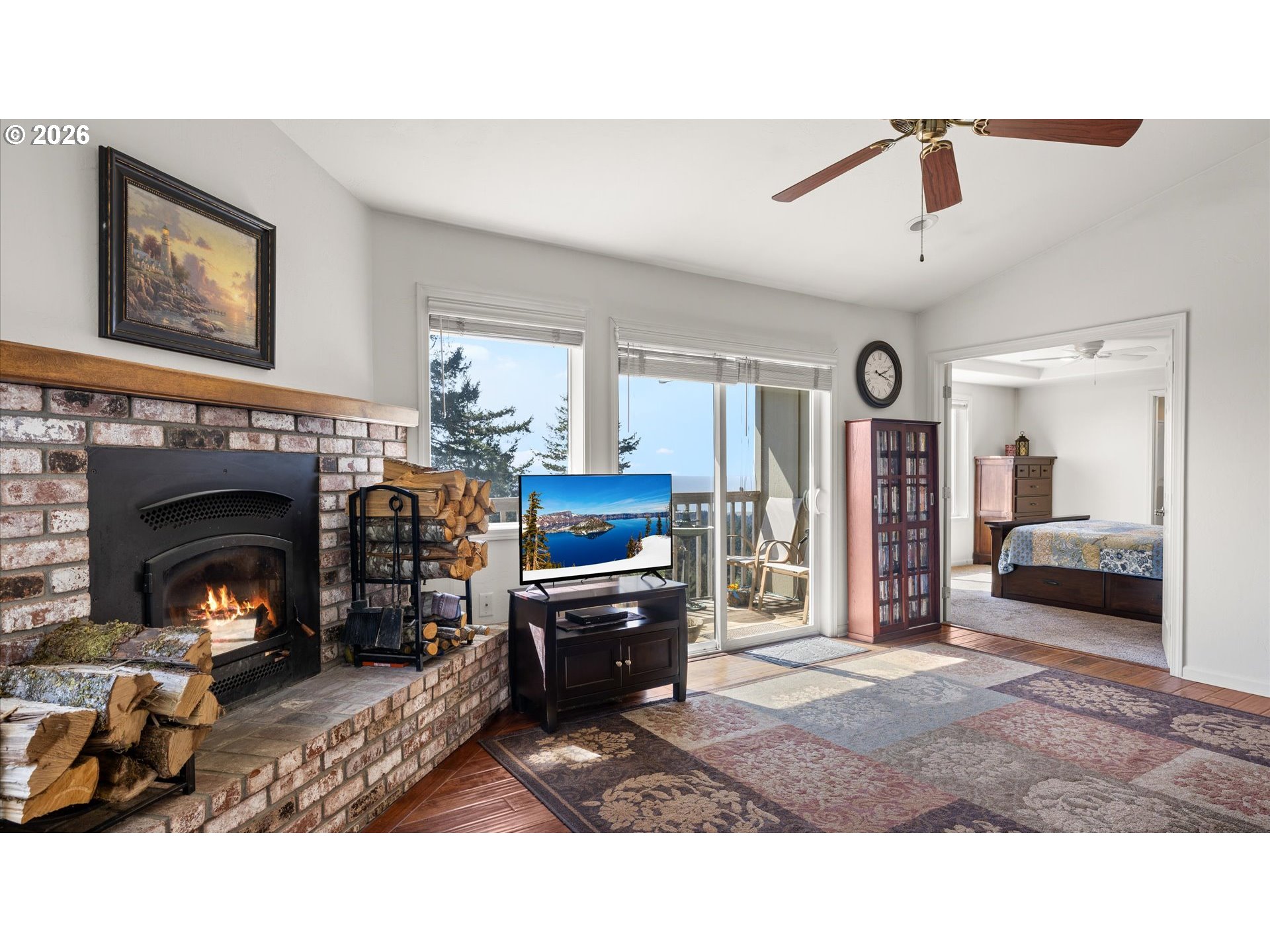 18484 Carpenterville Road Brookings, OR 97415 - Photo 8 of 48 Living Room