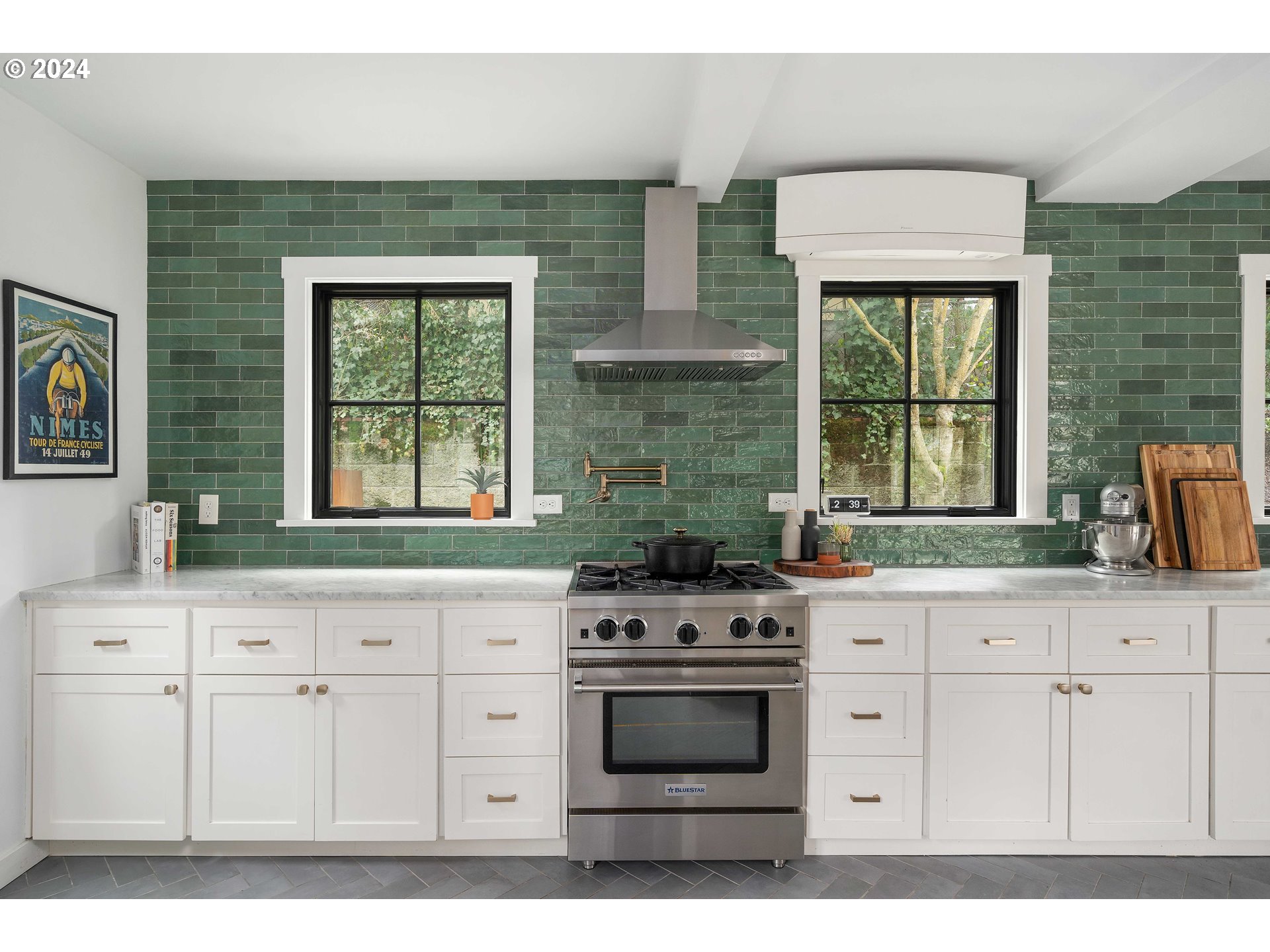 1826 Southwest Myrtle Street Portland, OR 97201 - Photo 18 of 42 Kitchen