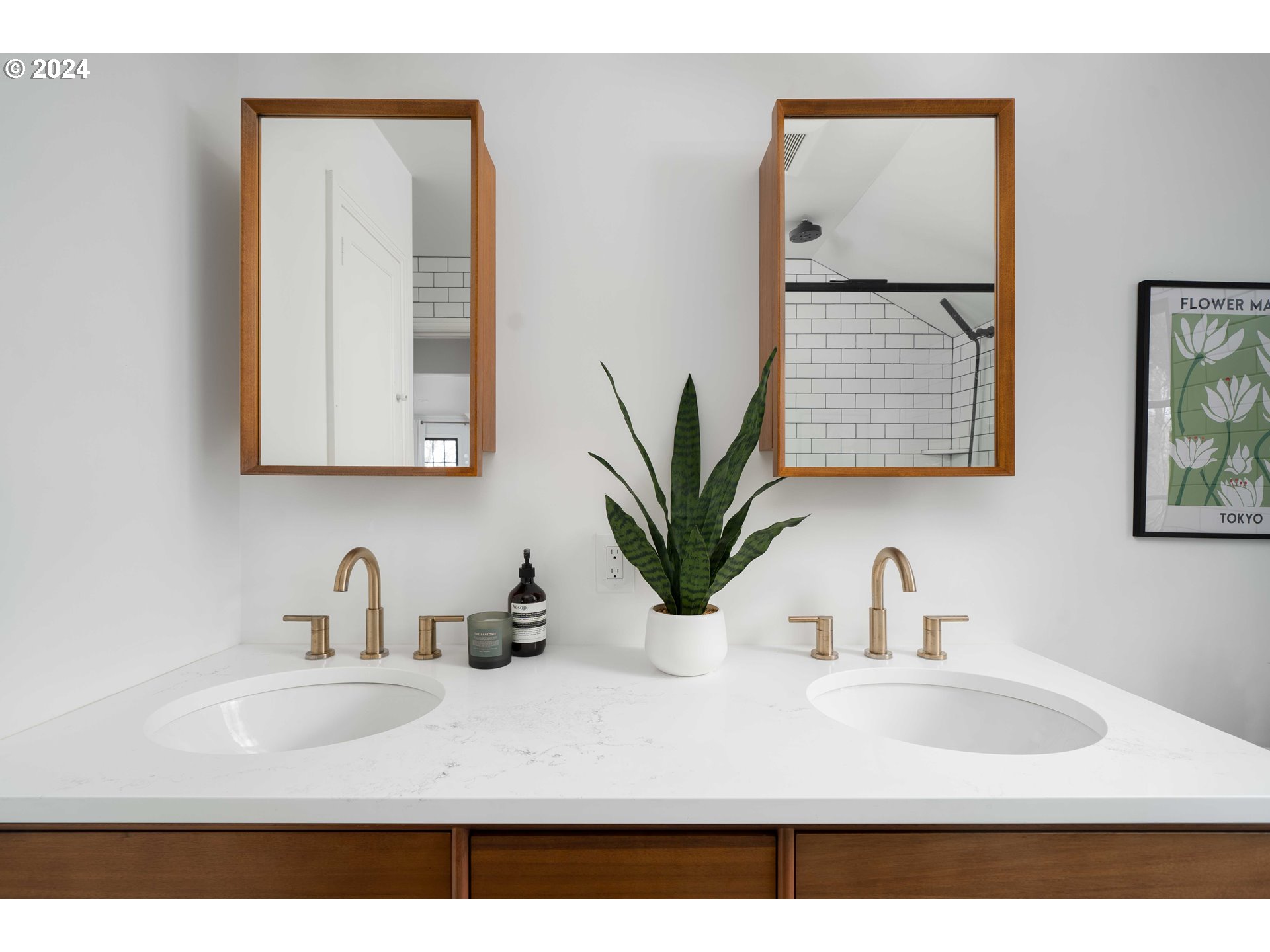 1826 Southwest Myrtle Street Portland, OR 97201 - Photo 28 of 42 Owner's Suite Bathroom