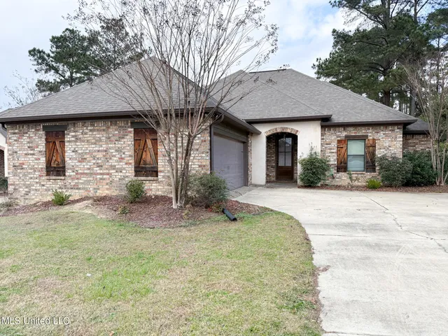 $289,900 | 961 Willow Grande Circle, Brandon, MS 39047
