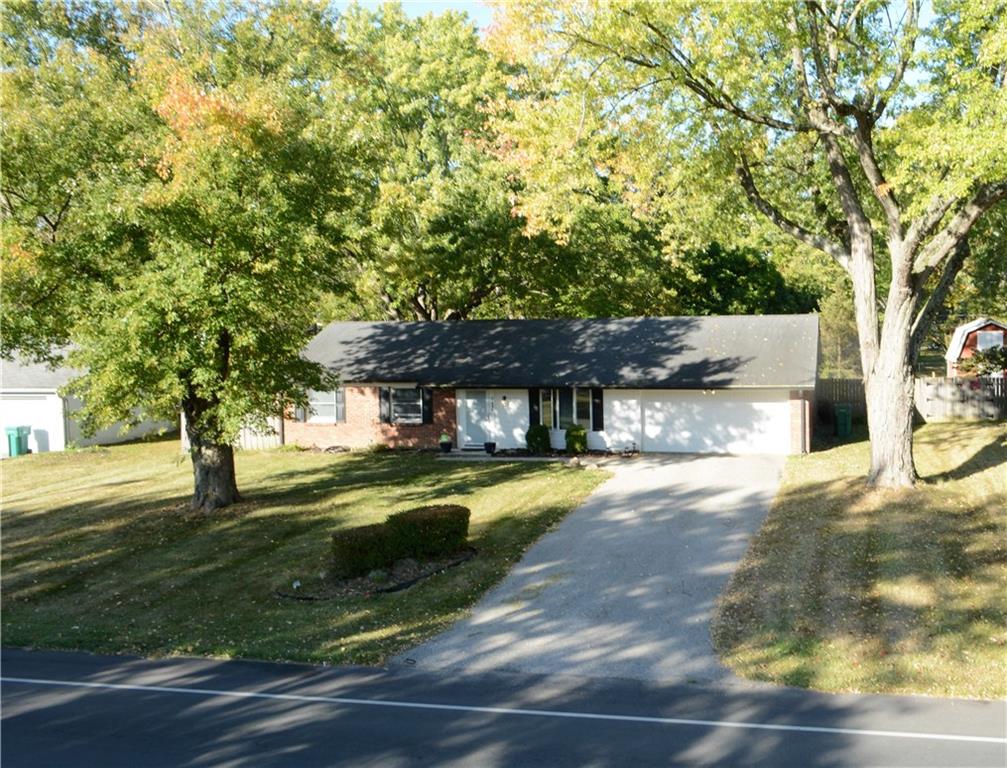 7454 Harcourt Road Indianapolis, IN 46260 - Photo 2 of 25 Gallery Image 2