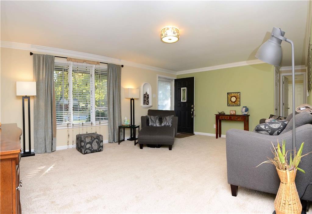 7454 Harcourt Road Indianapolis, IN 46260 - Photo 4 of 25 Gallery Image 4