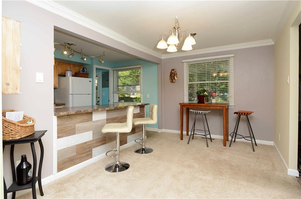 7454 Harcourt Road Indianapolis, IN 46260 - Photo 7 of 25 Gallery Image 7