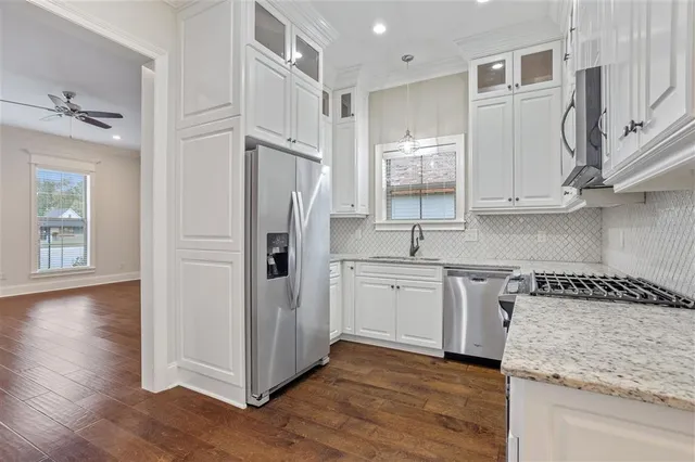 $267,500 | 4145 West Prien Lake Road, Lake Charles, LA 70605