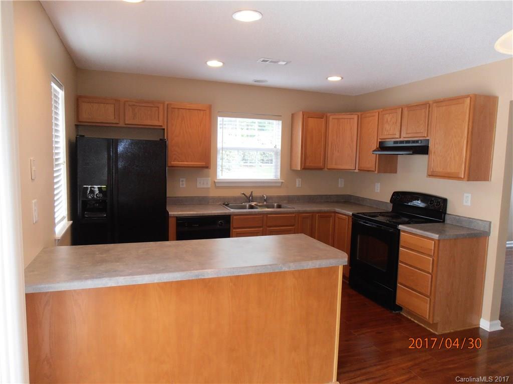 8126 Rudolph Road, Unit 8126 Charlotte, NC 28216 - Photo 4 of 17