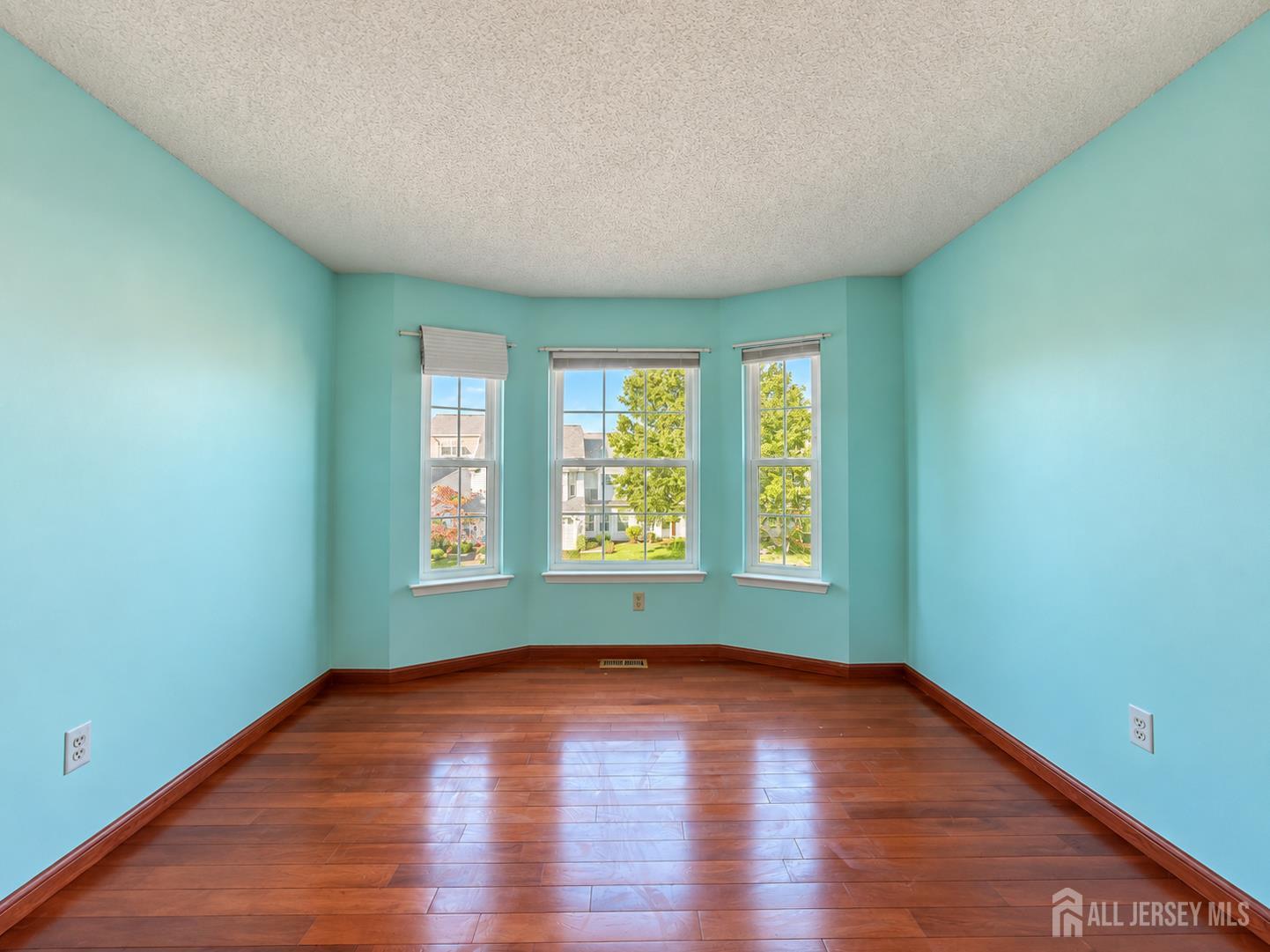 296 Pegasus Road Piscataway, NJ 08854 - Photo 22 of 30 Gallery Image 22