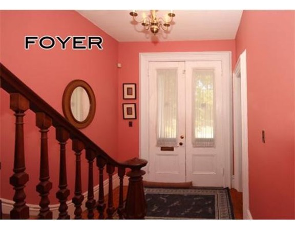 48 Thompson Street Springfield, MA 01109 - Photo 6 of 17 Gallery Image 6