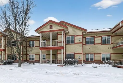 $284,900 | 1300 School Street, Unit 207, Sun Prairie, WI 53590