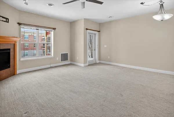 $284,900 | 1300 School Street, Unit 207, Sun Prairie, WI 53590