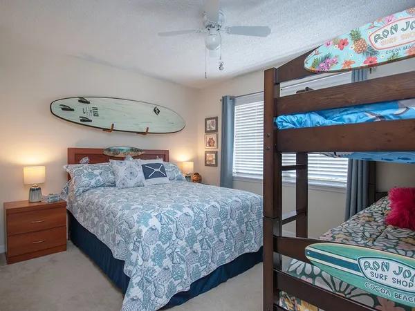 $1,700 | 17 Vista Palm Lane, Unit 207, Vero Beach, FL 32962