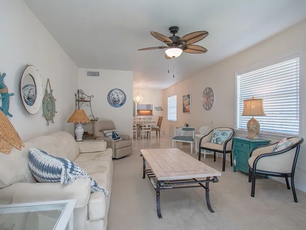 $1,700 | 17 Vista Palm Lane, Unit 207, Vero Beach, FL 32962