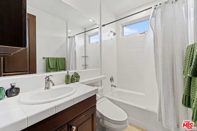 $3,499,000 | 435 Woodbluff Road, Calabasas, CA 91302