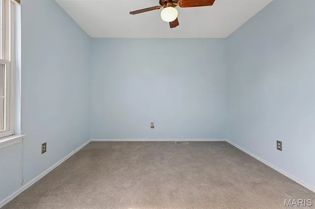 $290,000 | 4227 River Oaks Drive, Florissant, MO 63034