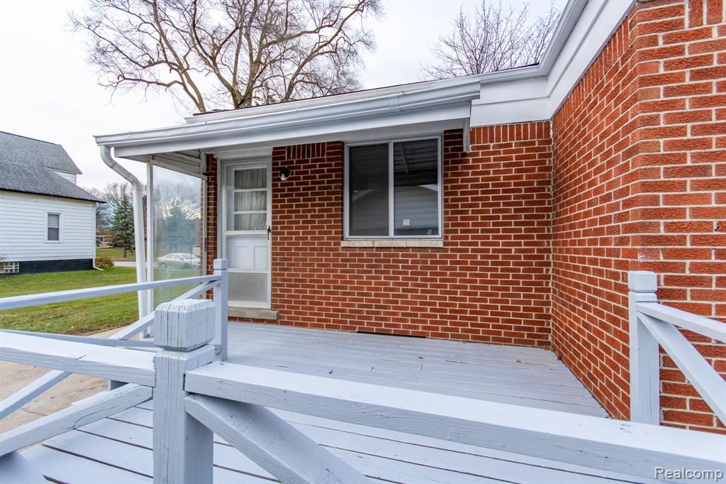 8124 Ritter Street Center Line, MI 48015 - Photo 5 of 21