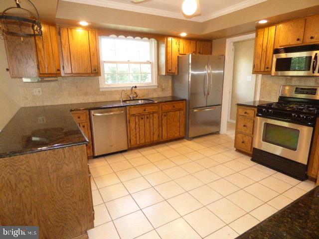 3200 Round Hill Road York, PA 17402 - Photo 11 of 31 Gallery Image 11