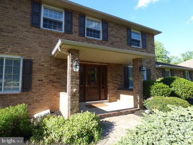 3200 Round Hill Road York, PA 17402 - Photo 4 of 31 Gallery Image 4