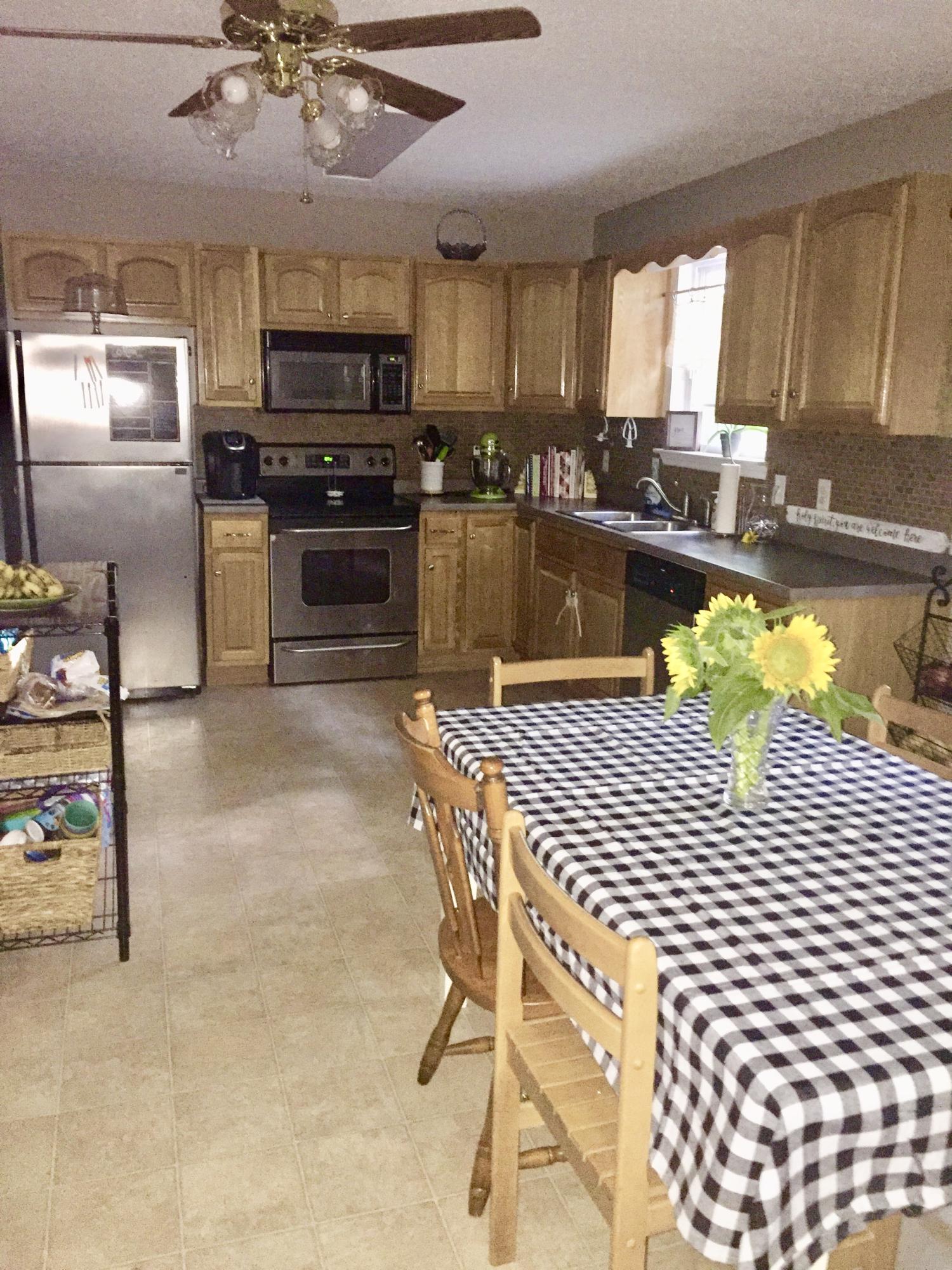 6622 Water Acres Road Harrison, TN 37341 - Photo 14 of 17 Kitchen