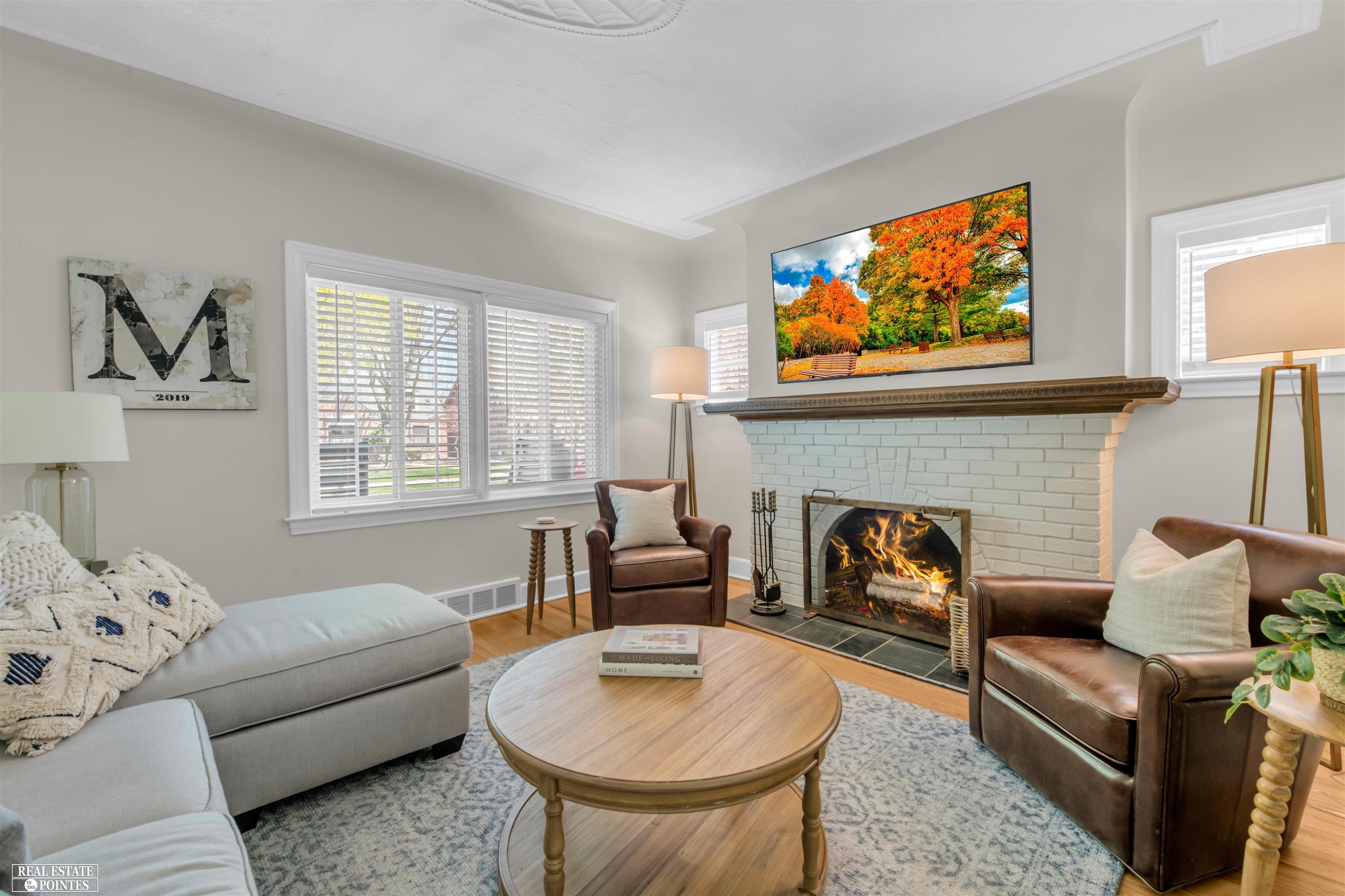 947 Lincoln Road Grosse Pointe, MI 48230 - Photo 6 of 36